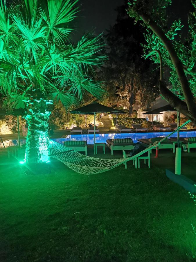 Trees Art * Ialysos (Rhodes)